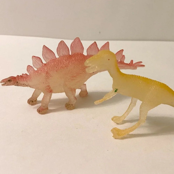Vintage Glow in the  Dark Dinosaur Figures Stegosaurus Saurornitholestes Toys - Picture 2 of 12